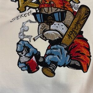 Left Point gotta size up to fit right, so if you wear XL these will fit perfect